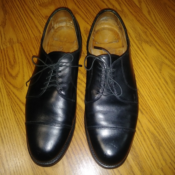 Black Allen Edmonds Fairgate Size 95 D 